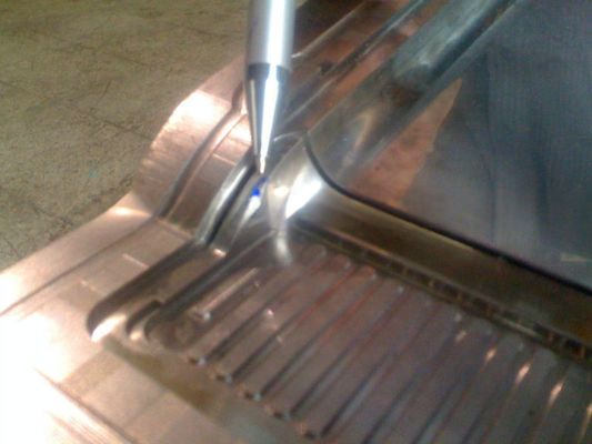 5 eixos / 6 eixos Máquina automática de soldagem a laser de fibra de aço inoxidável 1000W 1500W 2000W 3000W